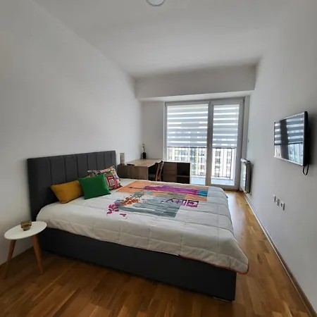 Sweet Pearl Apartment Szkopje Kültér fotó